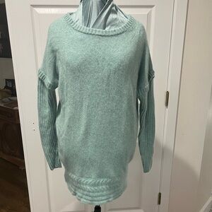 Mint Green Women's Crew Neck Tunic Cashmere Sweater